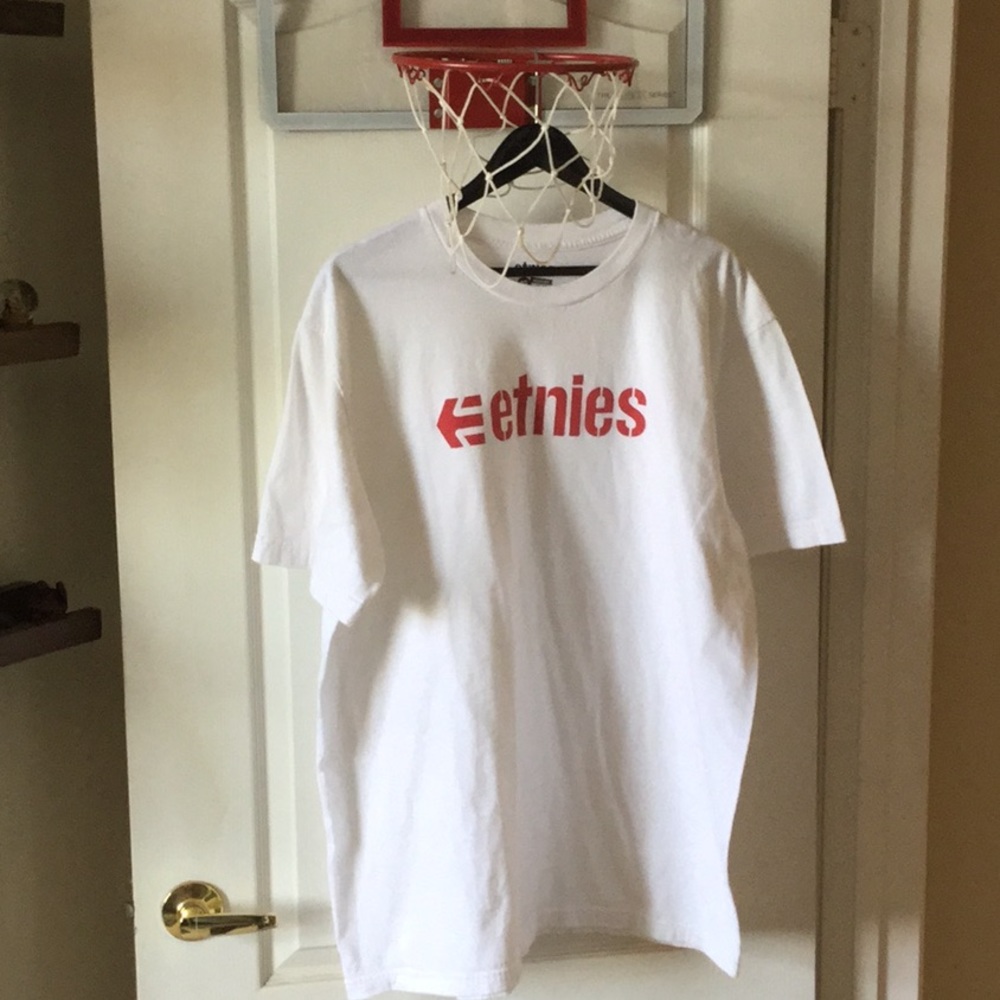 Etnies White T-shirt XXL